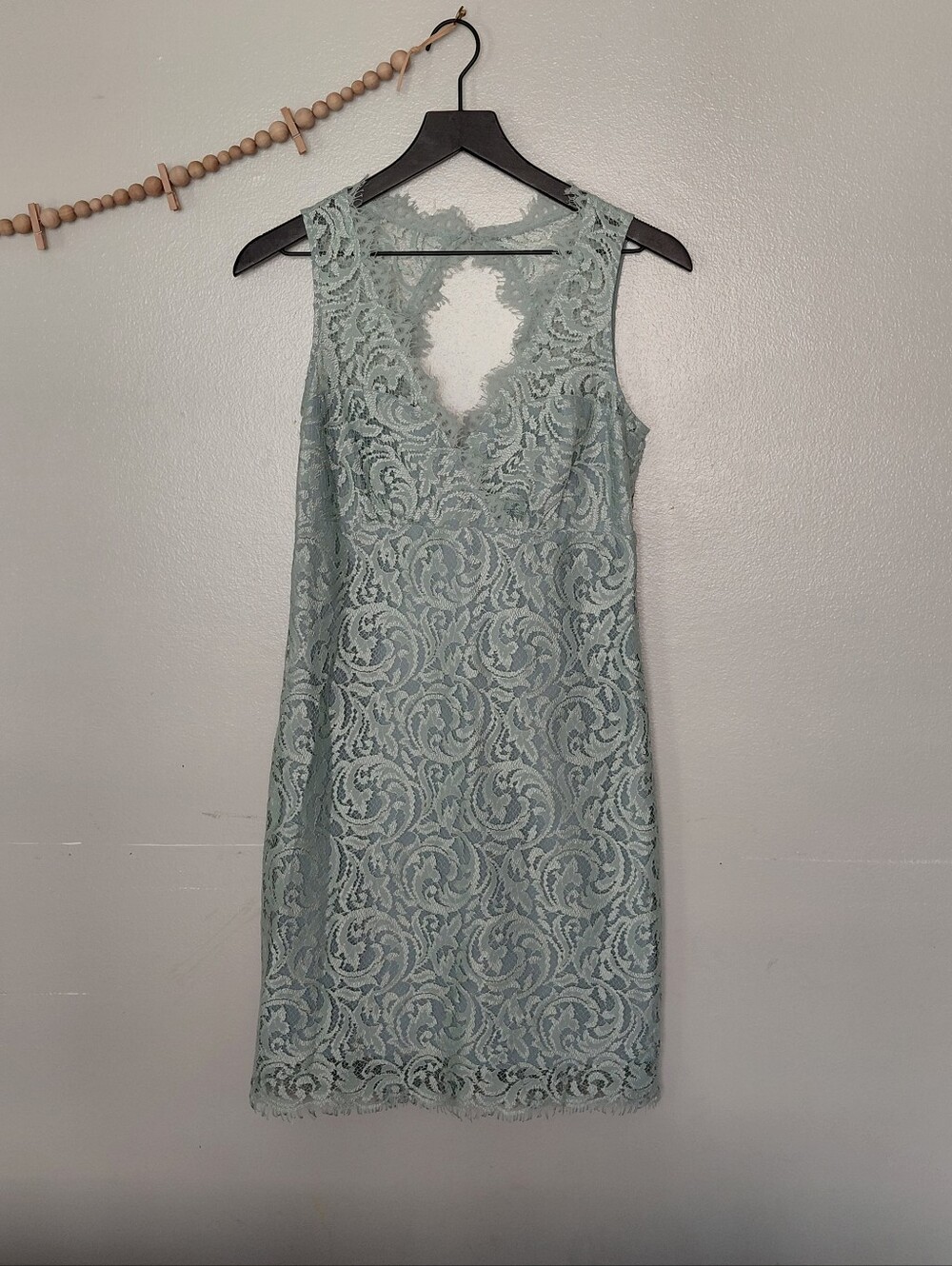 Nicole Miller Sage Green Floral Lace Cocktail Wedding Guest Sheath Dress NWOT 8